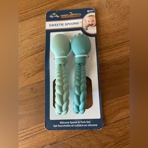 NEW - Itzy Ritzy Sweetie Spoons